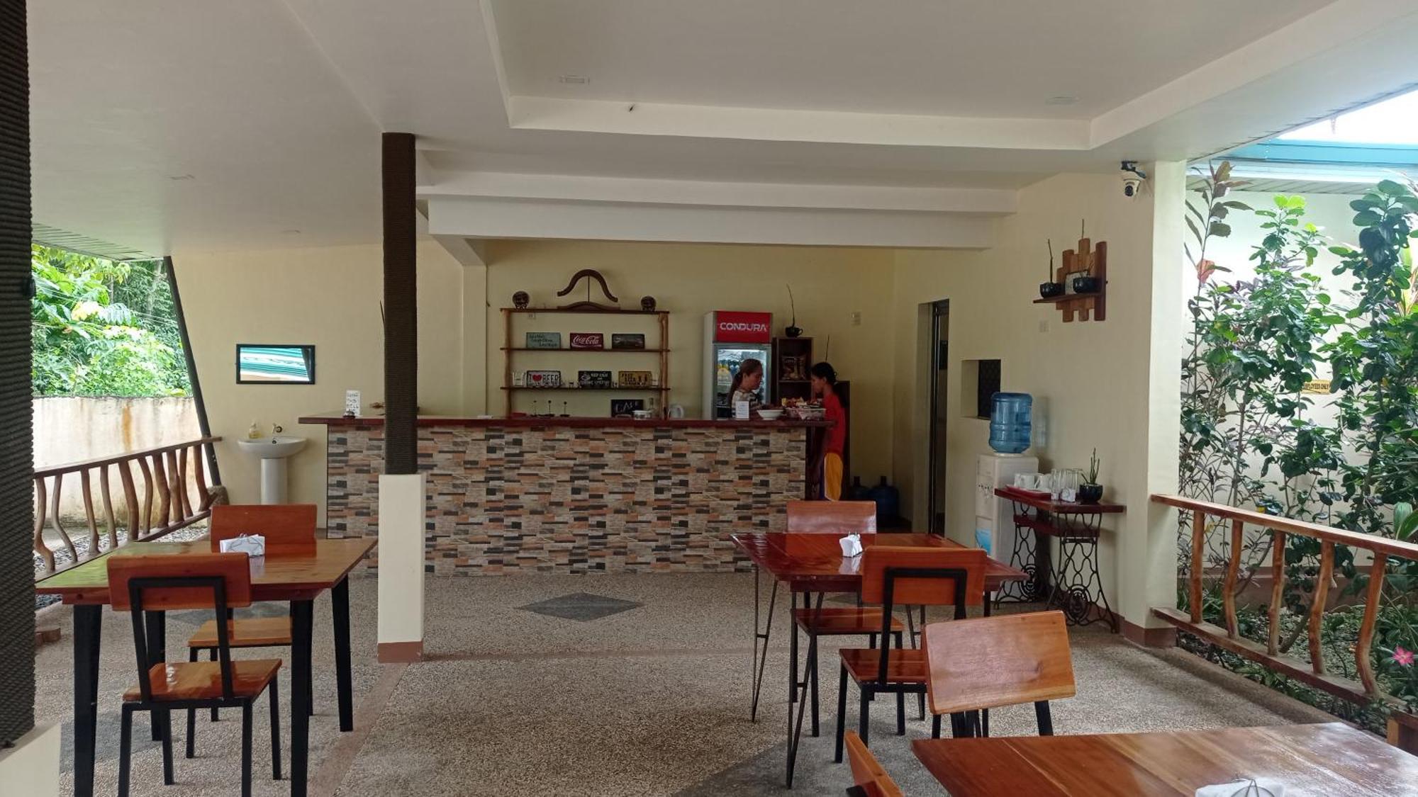 Midnite Inn Panglao City Exterior foto
