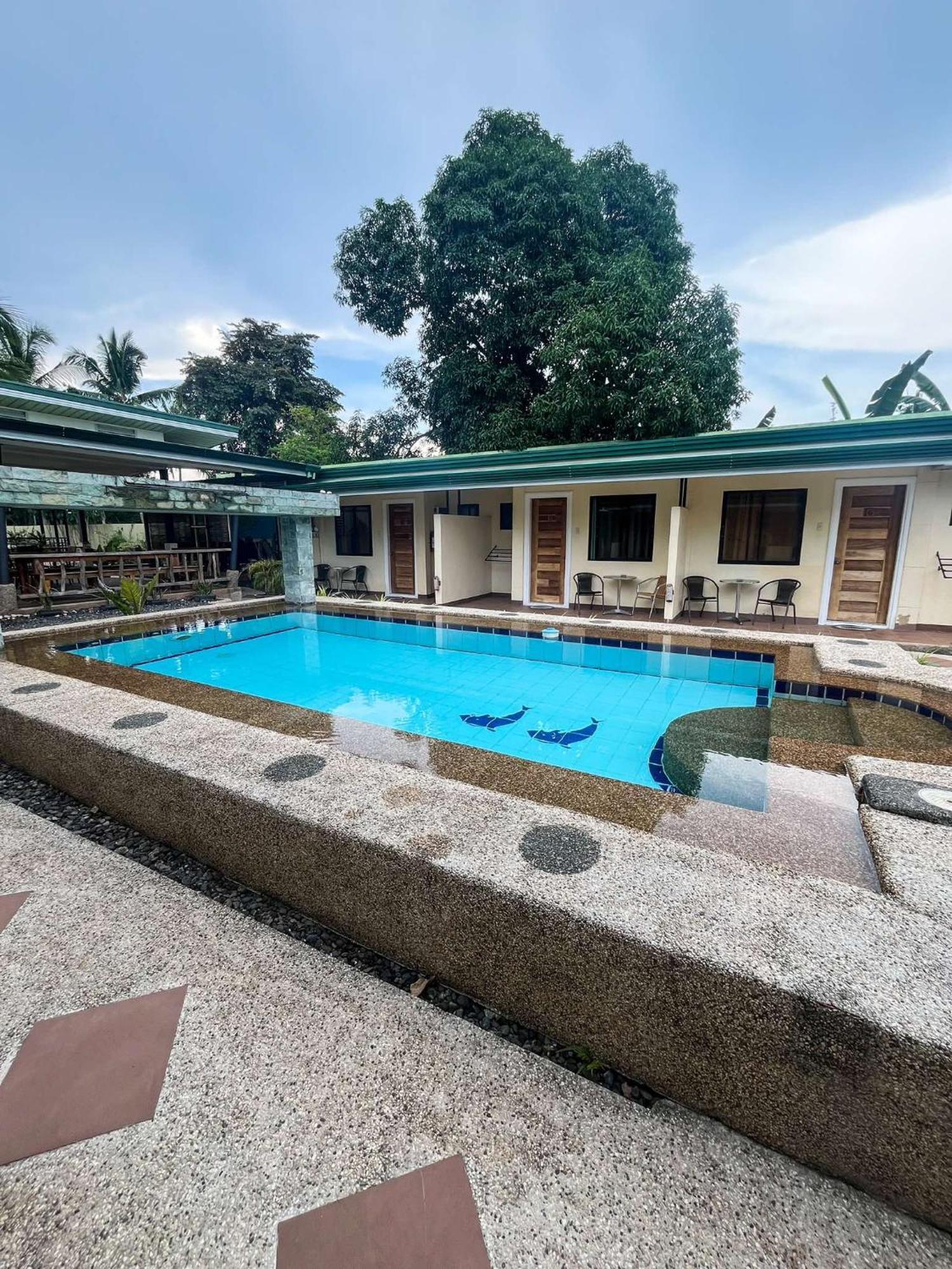 Midnite Inn Panglao City Exterior foto