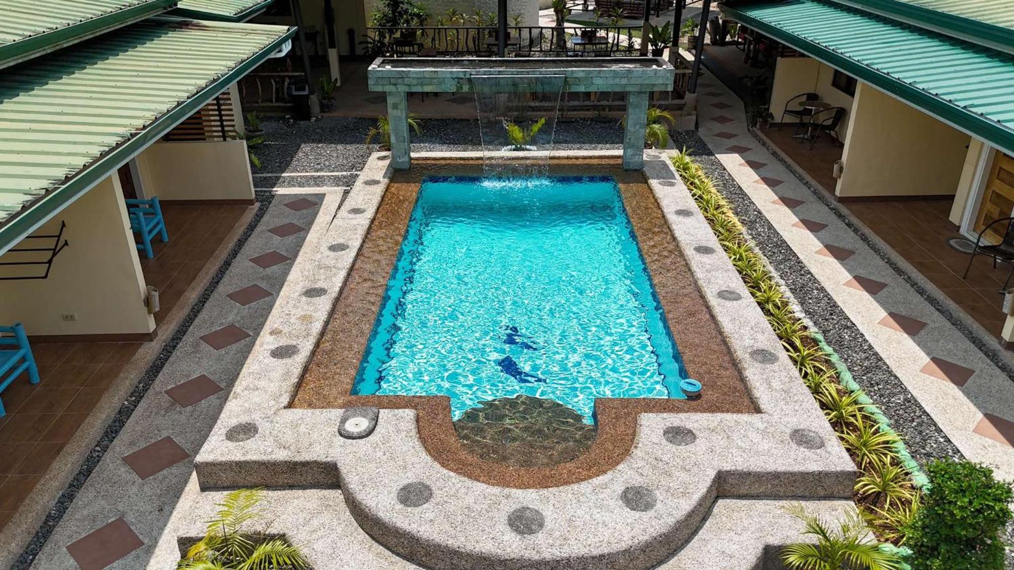 Midnite Inn Panglao City Exterior foto